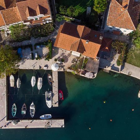 Tanja'S Seafront Orahovac Apartment Kotor Eksteriør billede