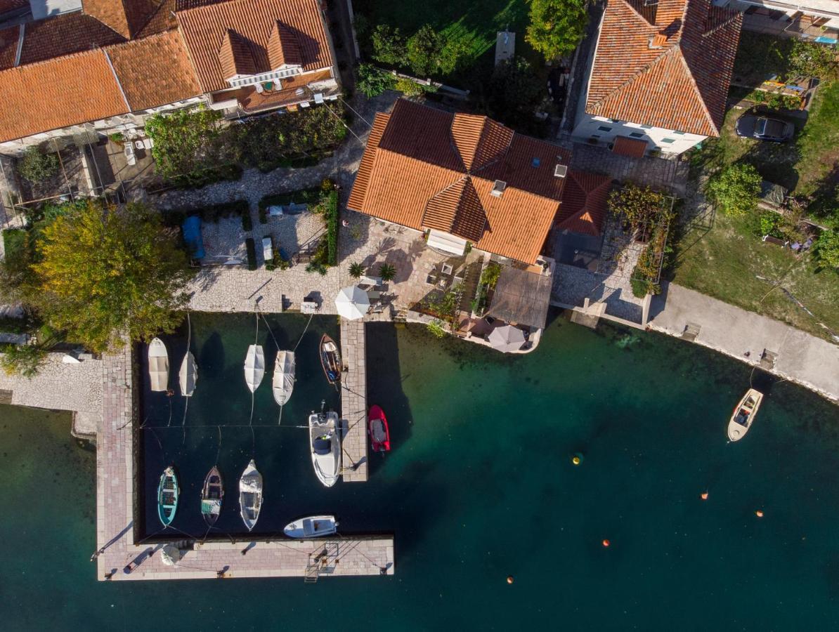 Tanja'S Seafront Orahovac Apartment Kotor Eksteriør billede